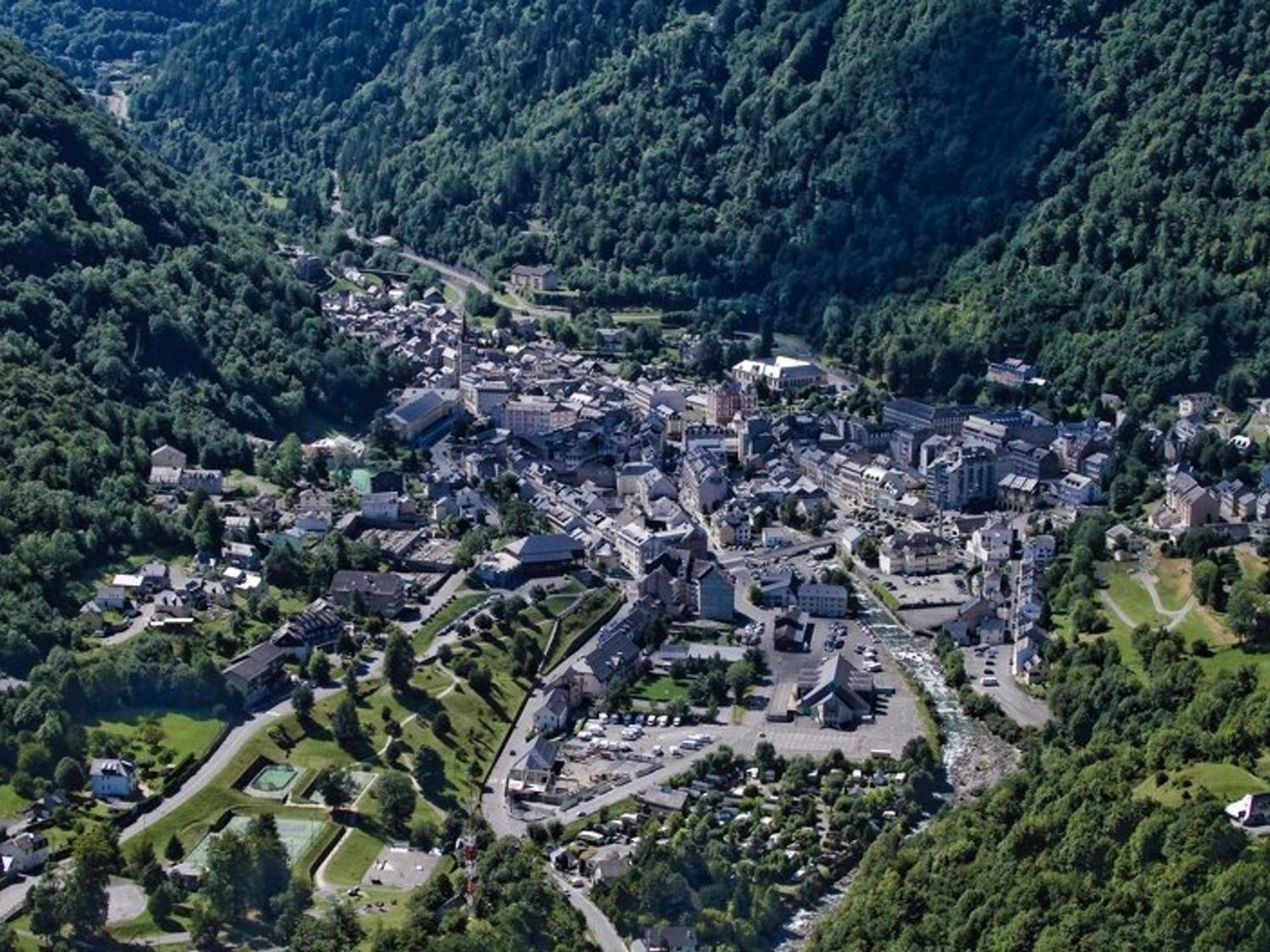 Appartement T2 A Cauterets, Proche Telecabine Avec Parking Et Local Ski - Fr-1-401-198 Екстер'єр фото